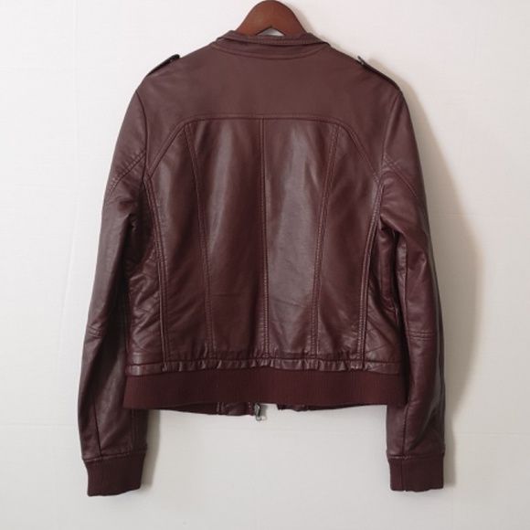 COLLECTION B by Bernardo Women's Faux Leather Wine - Picture 4 of 6